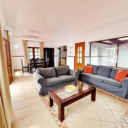 Semesterbostad Marta Con Piscina Privada Climatizada *
